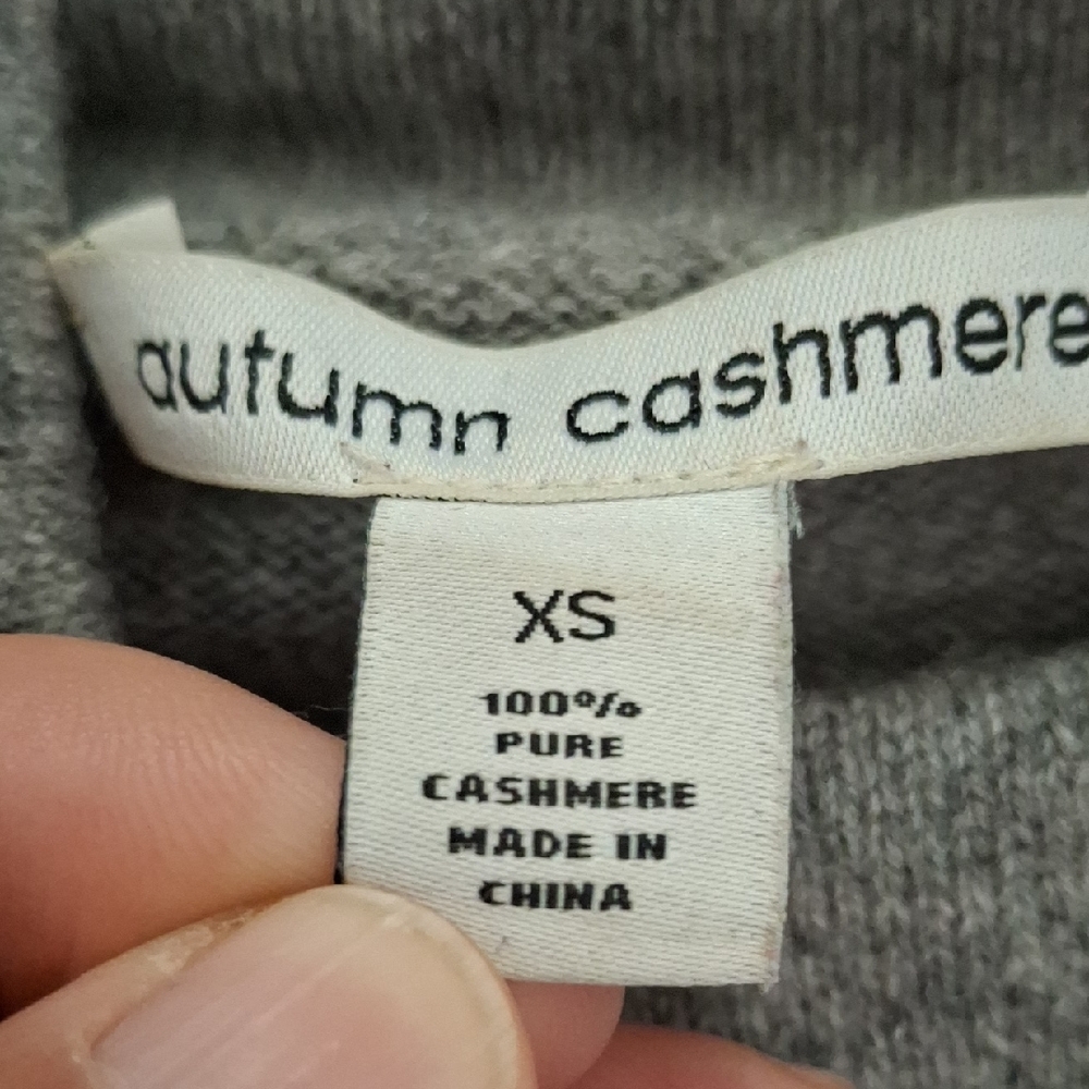 Autumn Cashmere Gray Skull Pattern Sweater - image 8